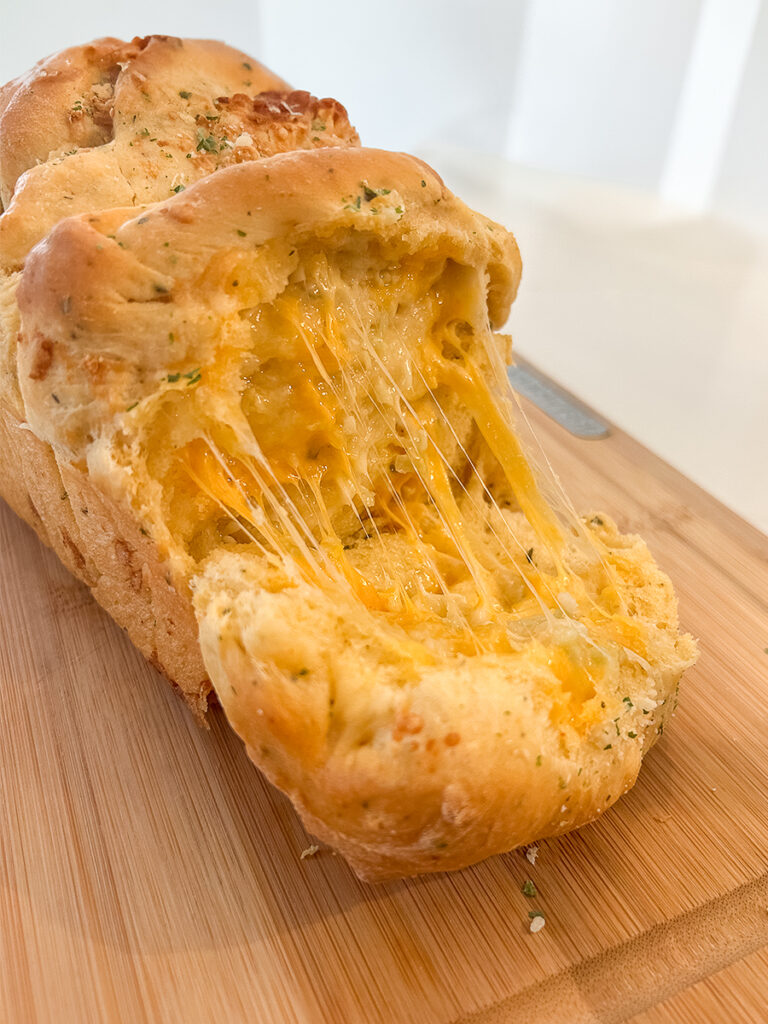 Garlic Cheddar Parmesan Pull Apart Bread