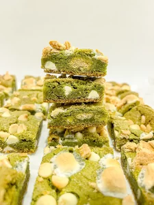 matcha s'mores cookie bars