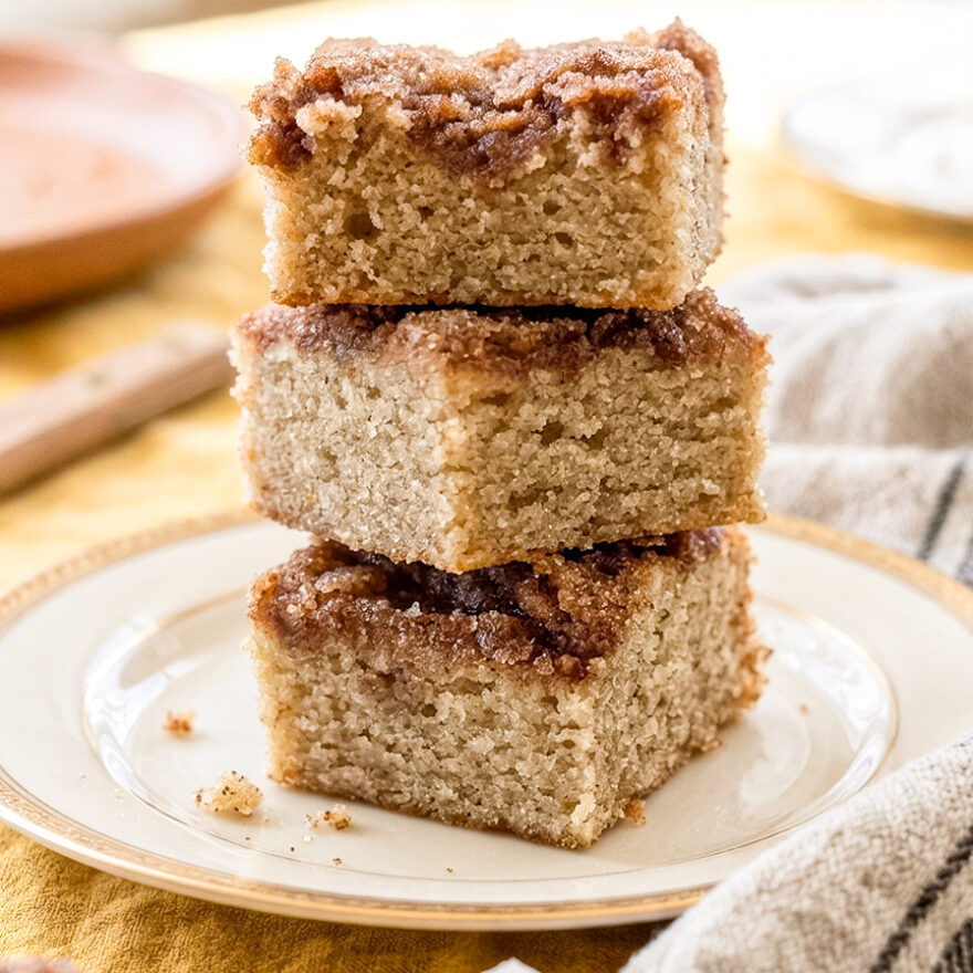 Banana Snickerdoodle Bars